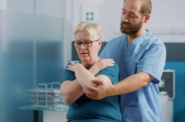 osteopath-cracking-back-bones-rehabilitative-physiotherapy-helping-elder-woman-with-alternative-medicine-rehabilitation-appointment-medic-treating-patient-with-spinal-cord-pain_482257-39339